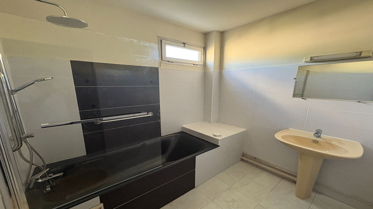 Ma-Cabane - Location Appartement SAINT-DENIS, 45 m²
