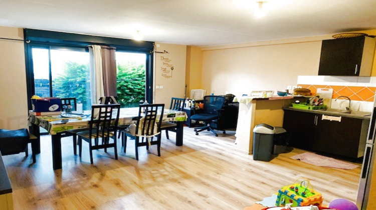 Ma-Cabane - Location Appartement Saint-Denis, 69 m²