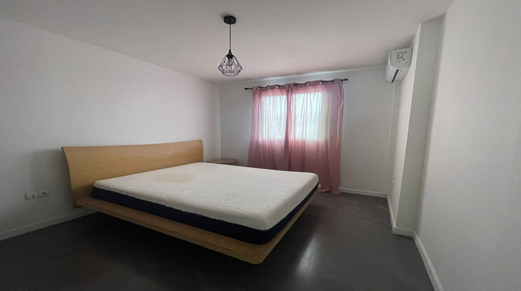 Ma-Cabane - Location Appartement SAINT-DENIS, 63 m²