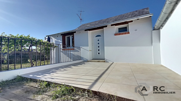 Ma-Cabane - Location Appartement Saint-Denis-de-l'Hôtel, 36 m²