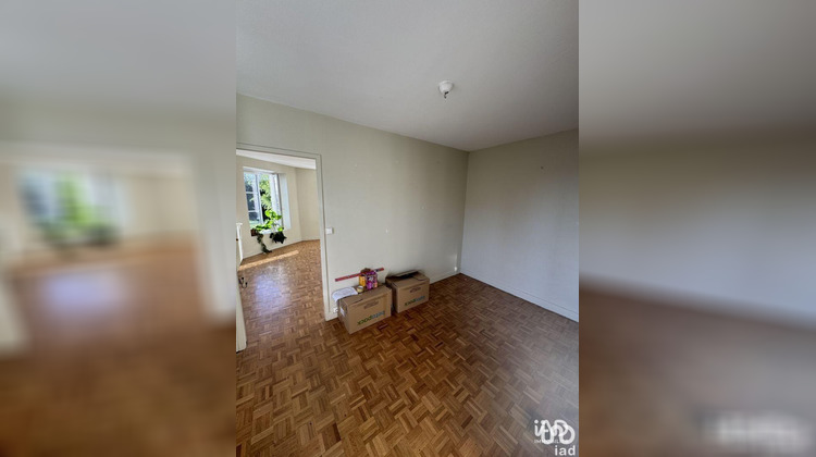 Ma-Cabane - Location Appartement Saint-Denis-de-l'Hôtel, 64 m²