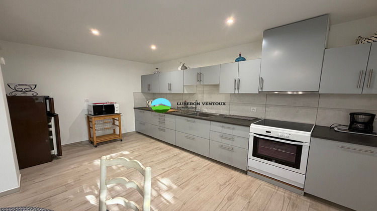 Ma-Cabane - Location Appartement SAINT-DIDIER, 60 m²