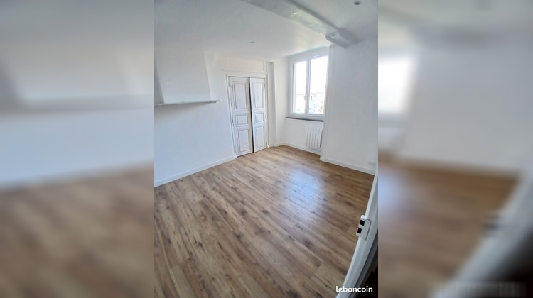 Ma-Cabane - Location Appartement Saint-Didier-en-Velay, 56 m²