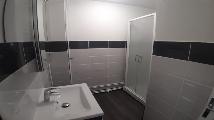 Ma-Cabane - Location Appartement Saint-Dié-des-Vosges, 59 m²