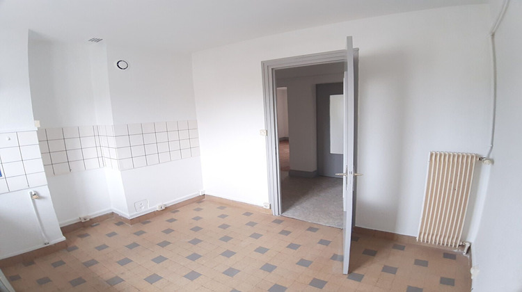 Ma-Cabane - Location Appartement Saint-Dié-des-Vosges, 92 m²