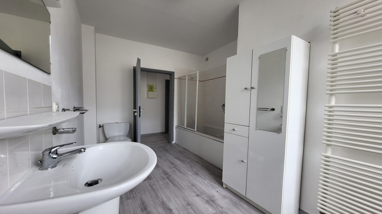 Ma-Cabane - Location Appartement Saint-Dié-des-Vosges, 54 m²