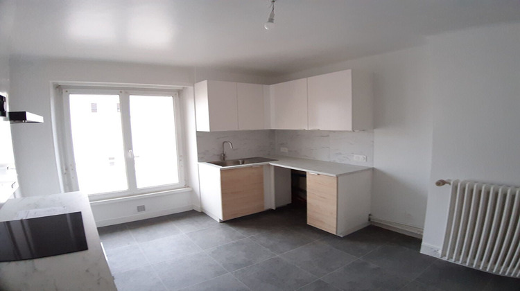 Ma-Cabane - Location Appartement Saint-Dié-des-Vosges, 91 m²