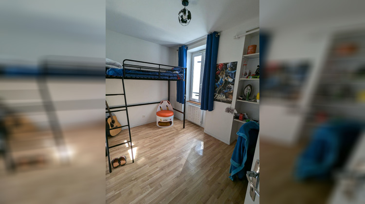 Ma-Cabane - Location Appartement SAINT-DOULCHARD, 65 m²