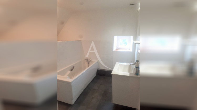 Ma-Cabane - Location Appartement SAINT-DYE-SUR-LOIRE, 98 m²