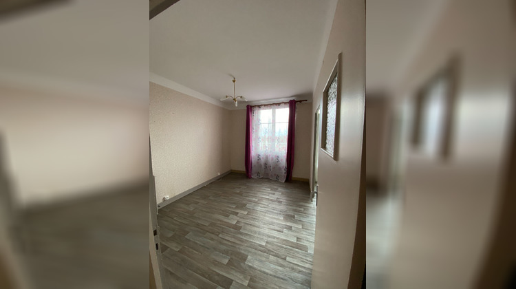 Ma-Cabane - Location Appartement SAINT-ELOY-LES-MINES, 69 m²