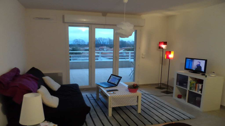 Ma-Cabane - Location Appartement SAINT ESTEVE, 40 m²