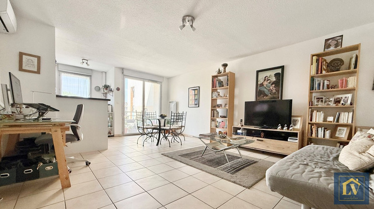 Ma-Cabane - Location Appartement SAINT-ESTEVE, 64 m²