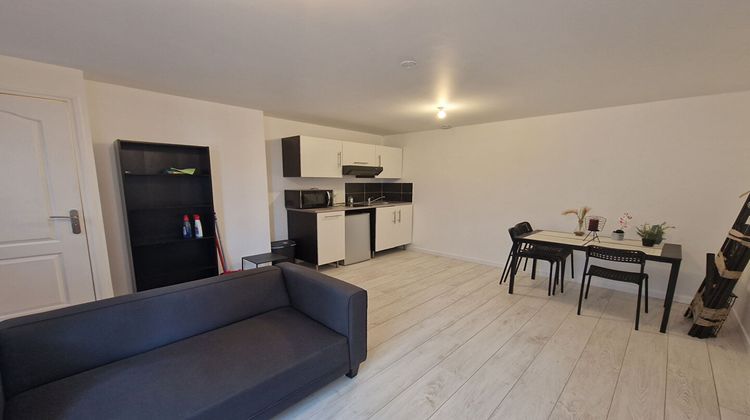 Ma-Cabane - Location Appartement SAINT-ETIENNE, 33 m²