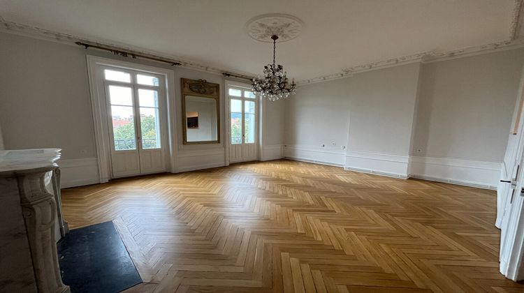 Ma-Cabane - Location Appartement SAINT-ETIENNE, 121 m²