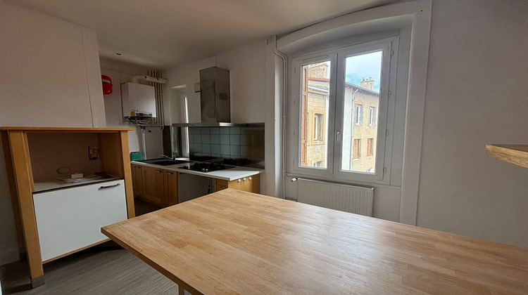 Ma-Cabane - Location Appartement SAINT-ETIENNE, 140 m²