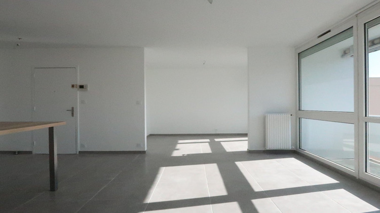 Ma-Cabane - Location Appartement SAINT ETIENNE, 94 m²