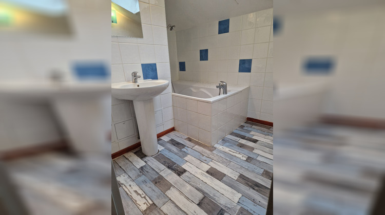 Ma-Cabane - Location Appartement SAINT-ETIENNE, 63 m²