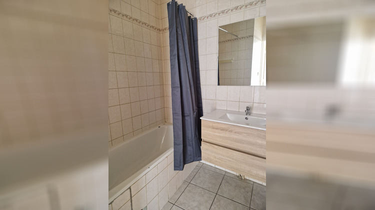 Ma-Cabane - Location Appartement SAINT-ETIENNE, 55 m²