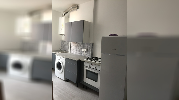 Ma-Cabane - Location Appartement SAINT ETIENNE, 33 m²