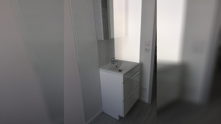 Ma-Cabane - Location Appartement SAINT ETIENNE, 33 m²