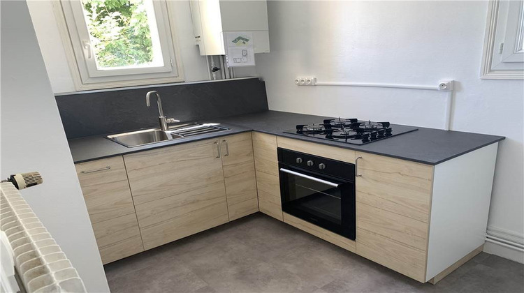 Ma-Cabane - Location Appartement SAINT ETIENNE, 44 m²