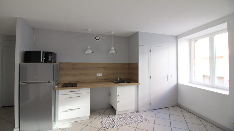 Ma-Cabane - Location Appartement SAINT-ETIENNE, 38 m²