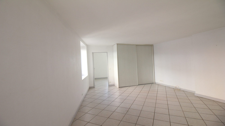 Ma-Cabane - Location Appartement SAINT-ETIENNE, 38 m²