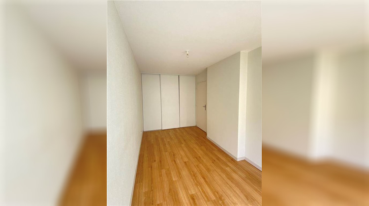 Ma-Cabane - Location Appartement SAINT ETIENNE, 63 m²