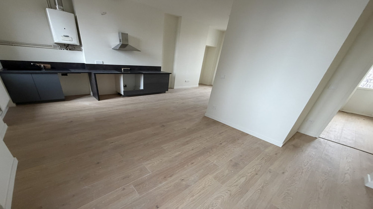 Ma-Cabane - Location Appartement SAINT-ETIENNE, 59 m²