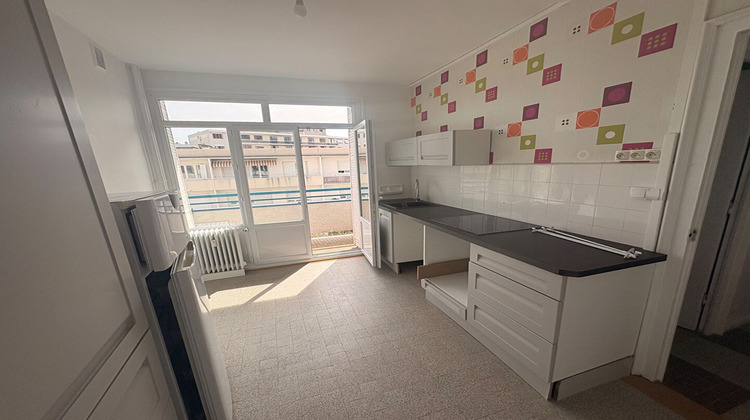 Ma-Cabane - Location Appartement SAINT-ETIENNE, 53 m²