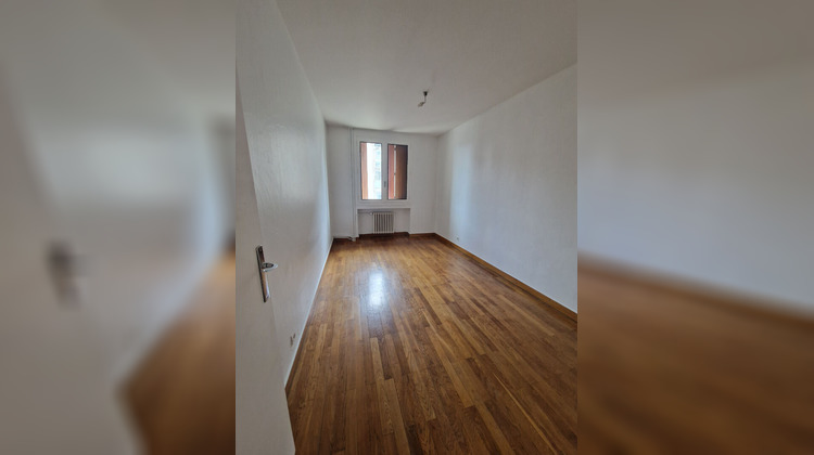 Ma-Cabane - Location Appartement SAINT-ETIENNE, 67 m²