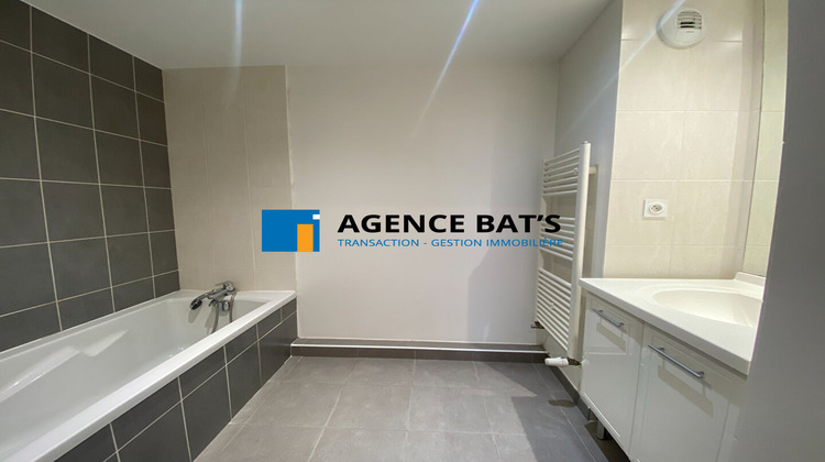 Ma-Cabane - Location Appartement SAINT-ETIENNE, 59 m²