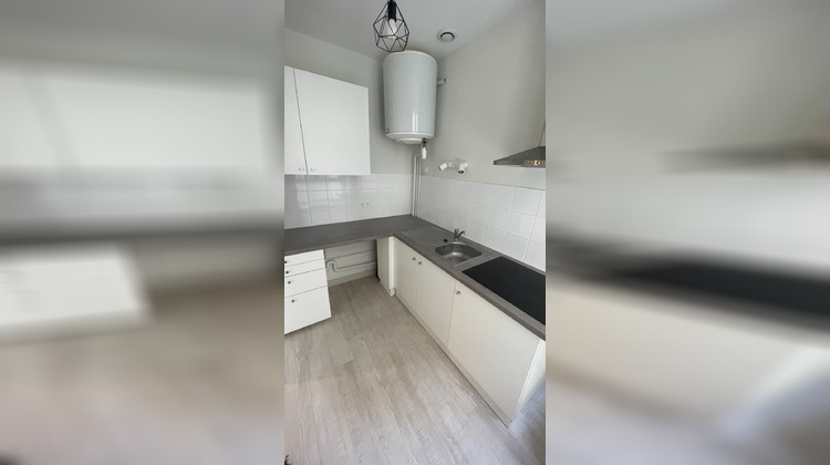 Ma-Cabane - Location Appartement SAINT ETIENNE, 52 m²