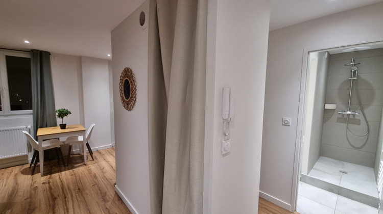 Ma-Cabane - Location Appartement SAINT-ETIENNE, 31 m²