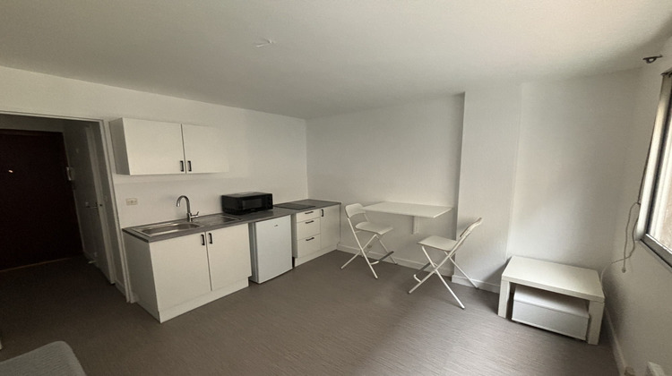 Ma-Cabane - Location Appartement SAINT ETIENNE, 17 m²