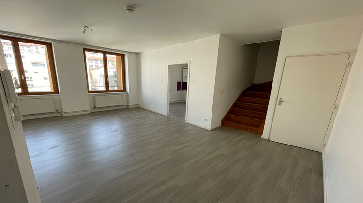 Ma-Cabane - Location Appartement SAINT-ETIENNE, 69 m²