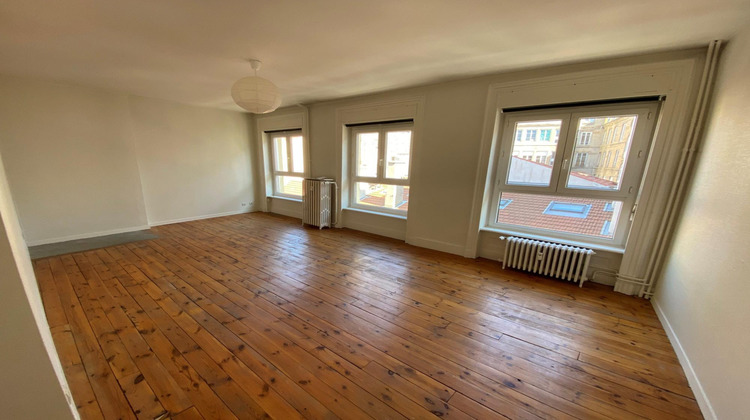 Ma-Cabane - Location Appartement SAINT ETIENNE, 63 m²