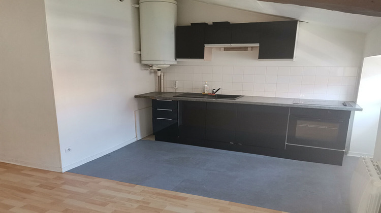Ma-Cabane - Location Appartement SAINT-ETIENNE, 46 m²