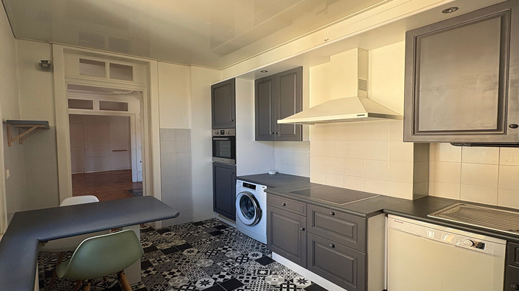Ma-Cabane - Location Appartement SAINT-ETIENNE, 95 m²