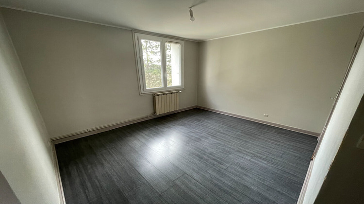 Ma-Cabane - Location Appartement SAINT-ETIENNE, 61 m²