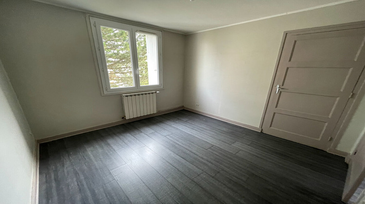 Ma-Cabane - Location Appartement SAINT-ETIENNE, 61 m²