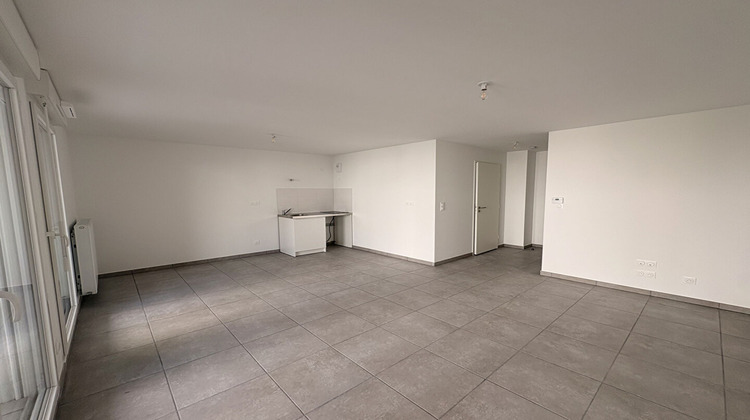 Ma-Cabane - Location Appartement SAINT-ETIENNE, 32 m²