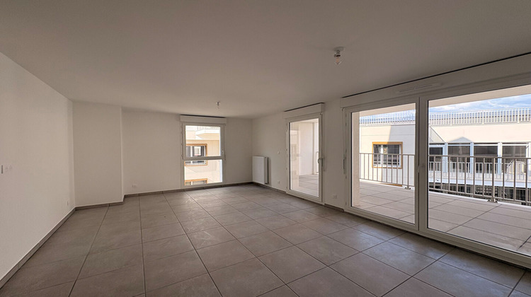 Ma-Cabane - Location Appartement SAINT-ETIENNE, 32 m²