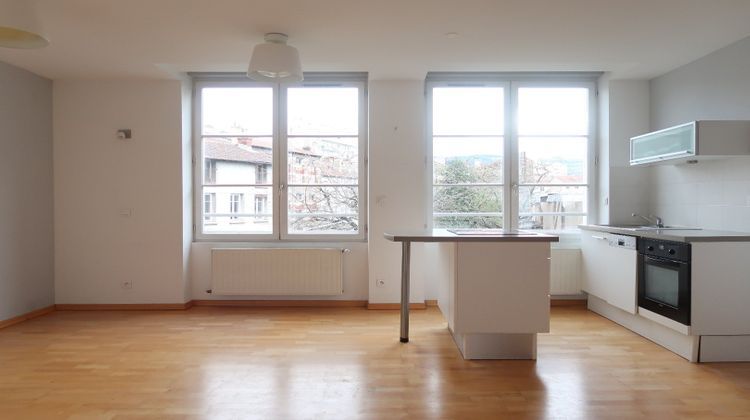 Ma-Cabane - Location Appartement SAINT ETIENNE, 53 m²