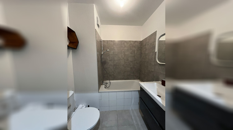 Ma-Cabane - Location Appartement SAINT-ETIENNE, 23 m²