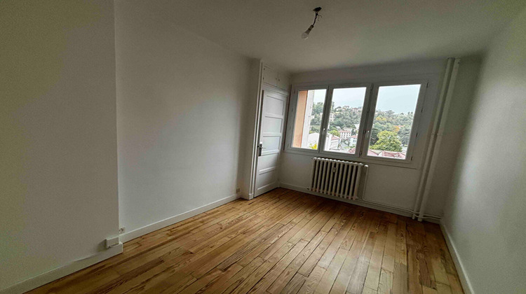 Ma-Cabane - Location Appartement SAINT-ETIENNE, 90 m²
