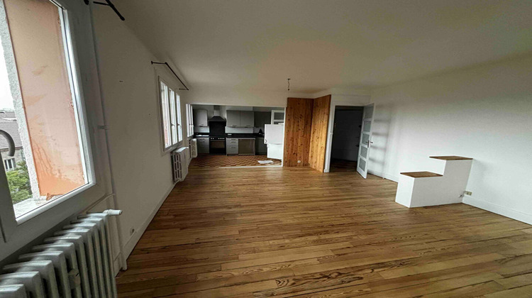 Ma-Cabane - Location Appartement Saint Etienne, 90 m²