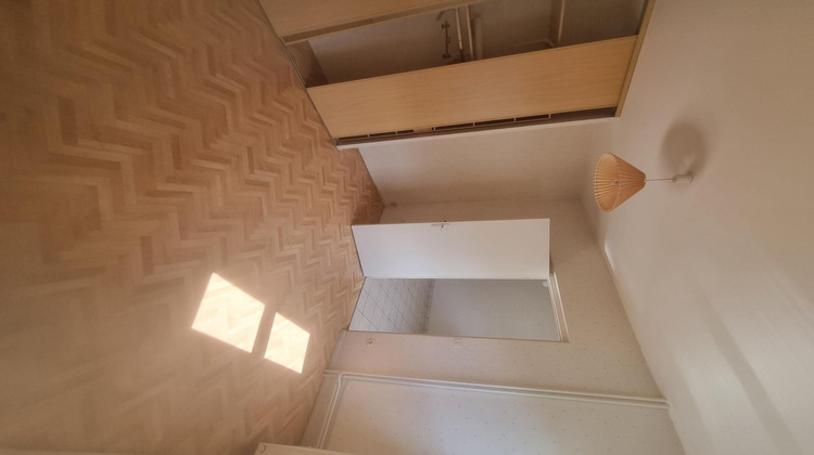 Ma-Cabane - Location Appartement Saint-Etienne, 54 m²