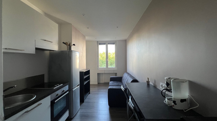 Ma-Cabane - Location Appartement SAINT-ETIENNE, 30 m²