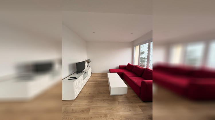 Ma-Cabane - Location Appartement SAINT-ETIENNE, 69 m²